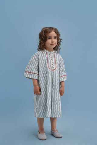 Desenli Biyeli Elbise