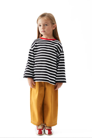 Siyah Beyaz Çizgili Tişört